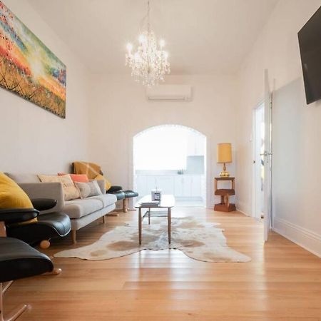 Historic Beauty In The Cbd! Parking And Wifi Leilighet Launceston Eksteriør bilde