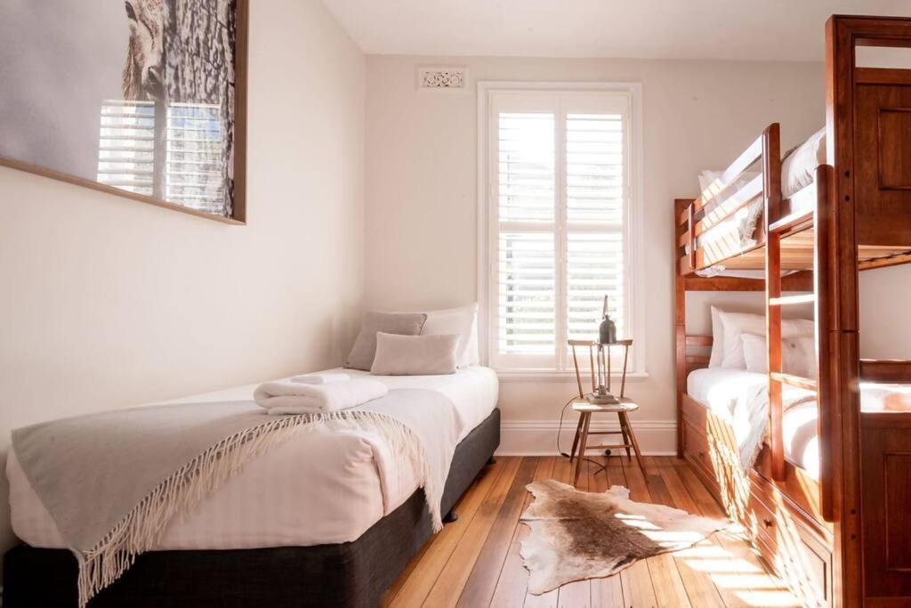 Historic Beauty In The Cbd! Parking And Wifi Leilighet Launceston Eksteriør bilde